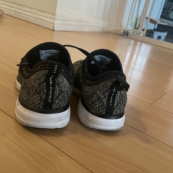 APL Women's TechLoom Phantom - Picture 6 of 10